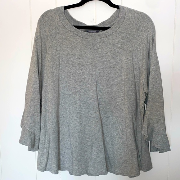 Lisa Rinna Collection Tops - Lisa Rinna Flutter Sleeve Top Size XL